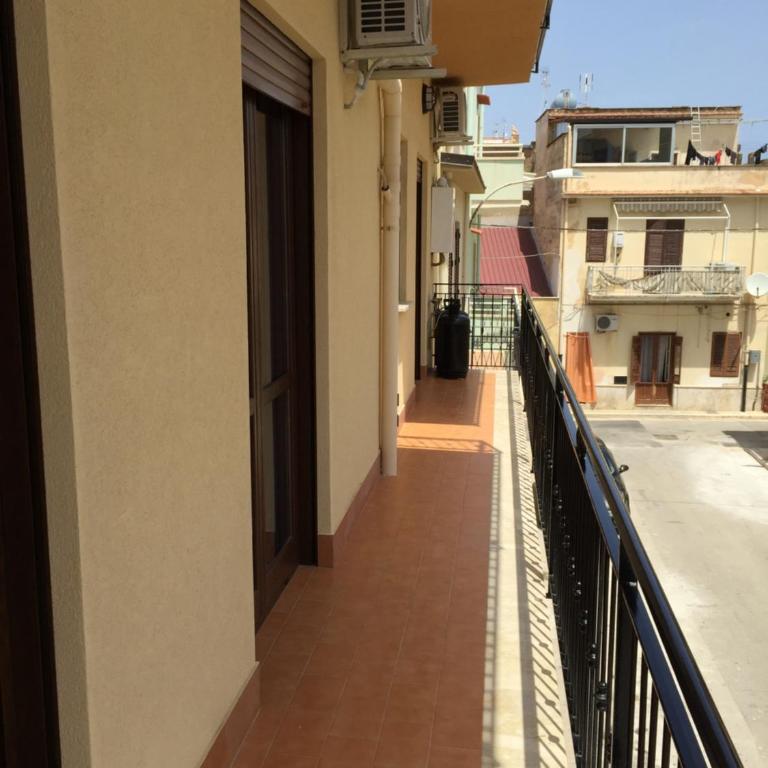 Sicilia Case Vacanze - Appartamento con Balcone - 9