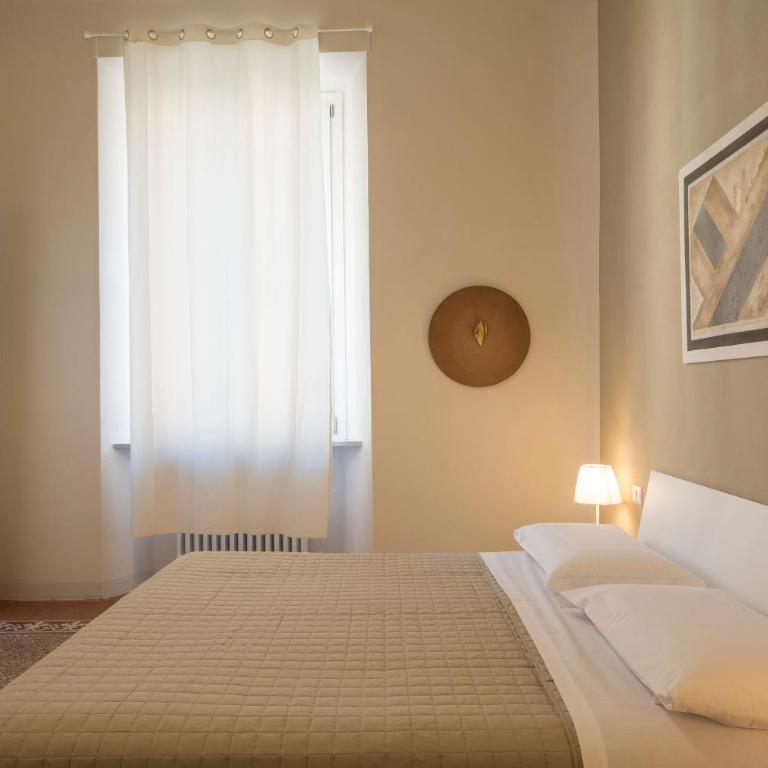Piazza Paradiso Accommodation - Two-Bedroom Apartment - Separate Building - 7