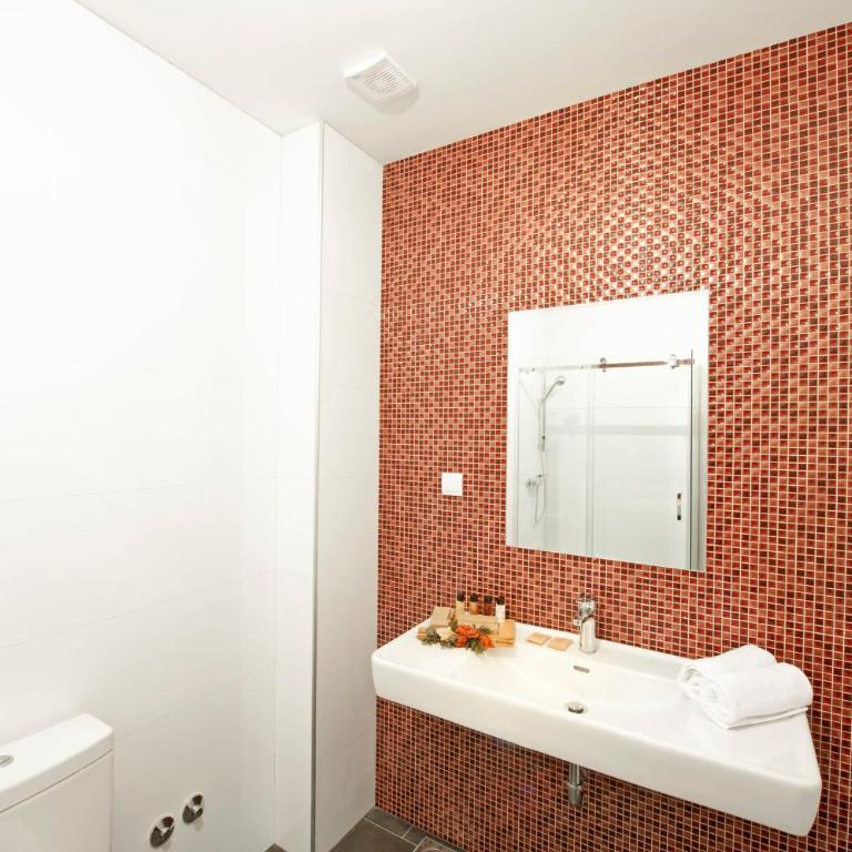 Love Live Hotel - Dvokrevetna Soba sa Bračnim Krevetom - 2