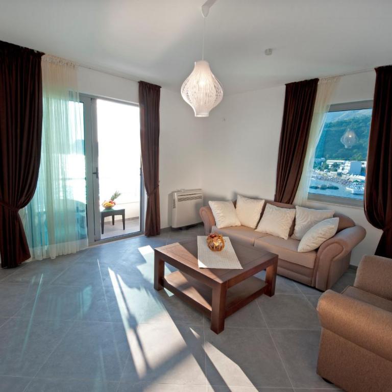 Love Live Hotel - Suite - 22