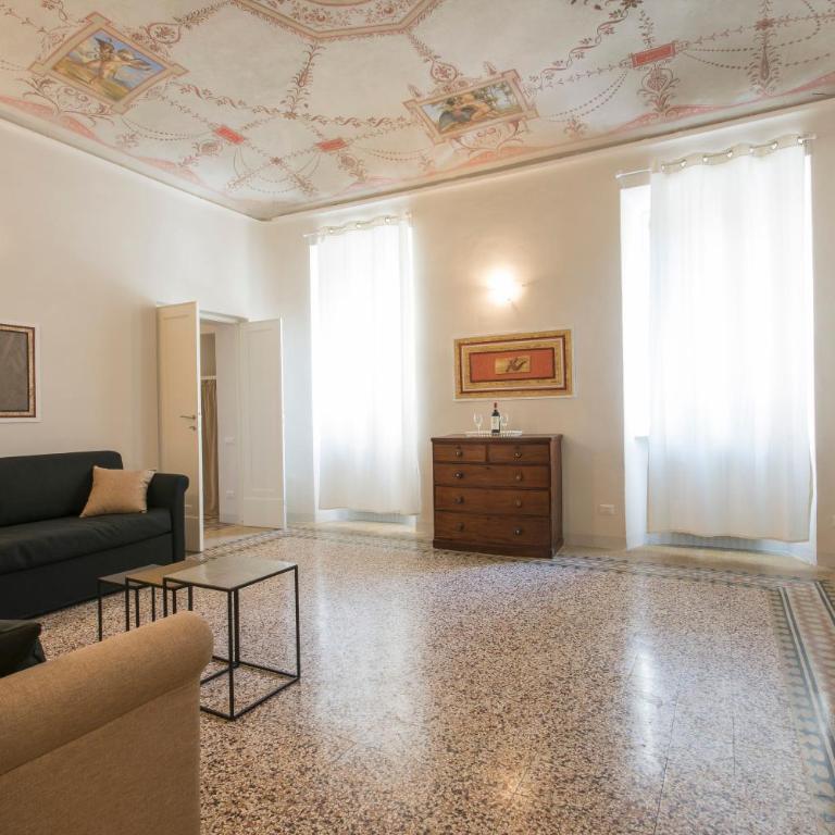 Piazza Paradiso Accommodation - Apartment with Garden View - Separate Building - 1