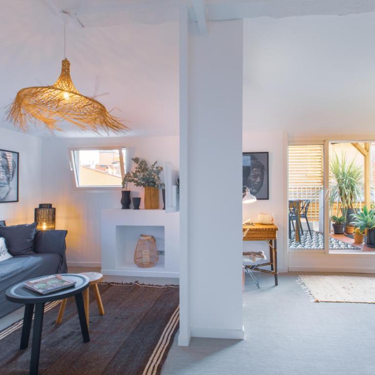 Ze Perfect Place - Vieux Nice - Exceptionnel Appartement - Calme et Terrasse avec vues - Apartment-no lift-5th floor - 4