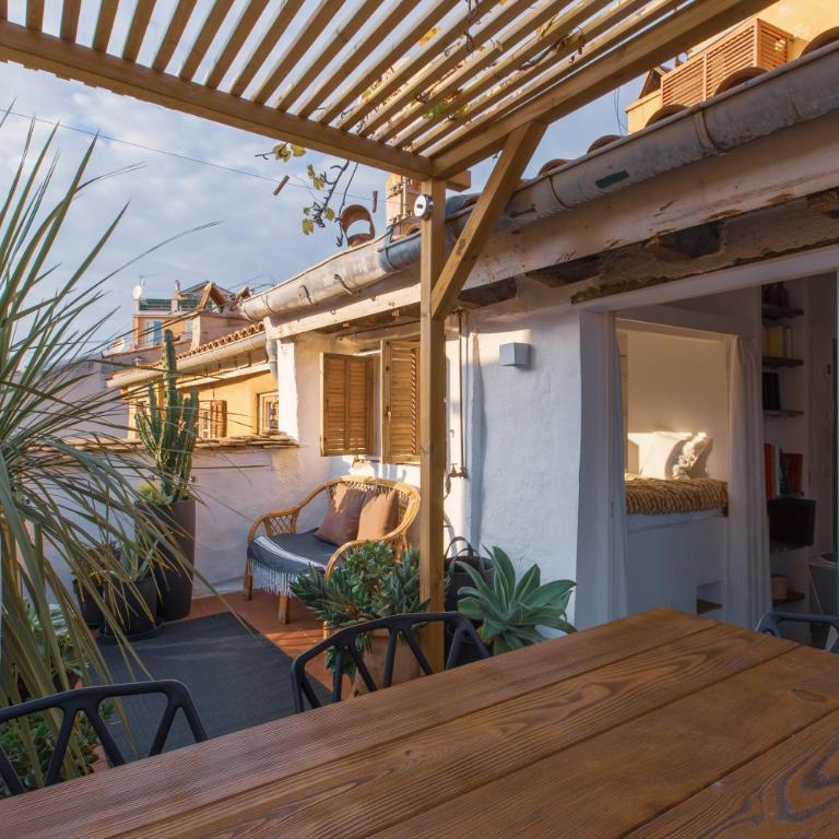 Ze Perfect Place - Vieux Nice - Exceptionnel Appartement - Calme et Terrasse avec vues - Apartment-no lift-5th floor - 5