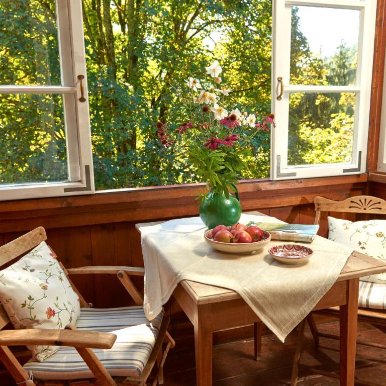 Berggasthof Einoedsbach - Doppelzimmer mit Bergblick - 7
