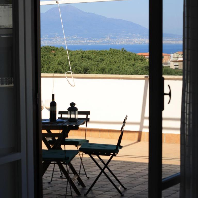 Casa Bice Amazing view of Vesuvius with Pool - Two-Bedroom Apartment - 27