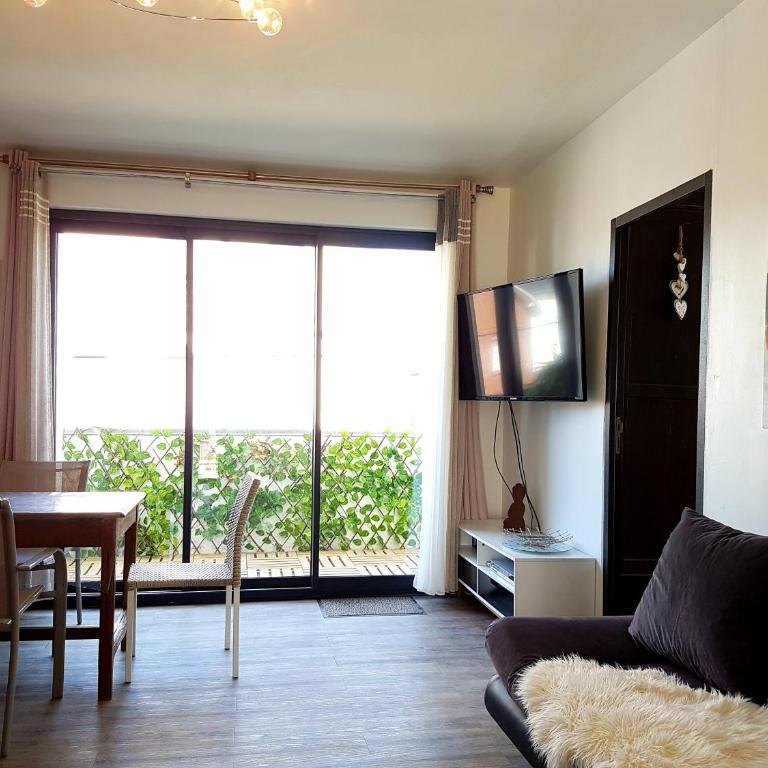 LES FRUITS DE MER, plage et centre à pied, lits faits, parking gratuit, animal bienvenu - Apartment mit Terrasse - 25