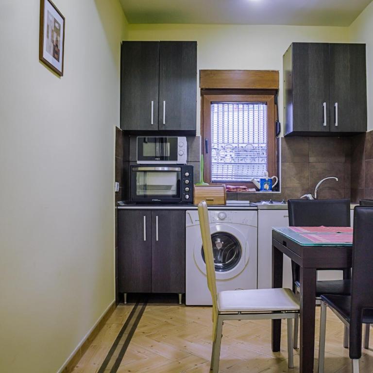 Villa Danile Cosy Apartments - Apartment with Balcony - 6