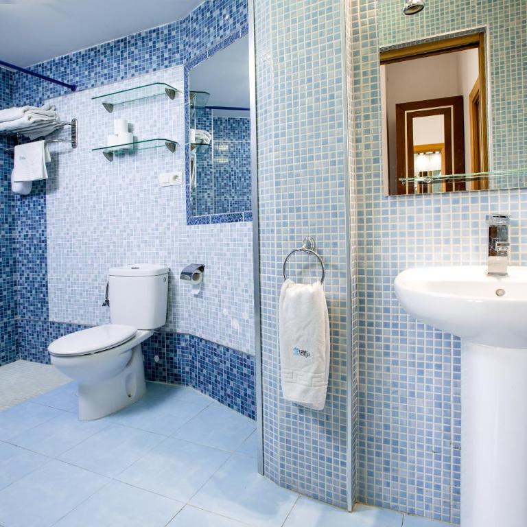 Apartamentos Casa de la Lonja - One-Bedroom Apartment.C/ San Jerónimo 2 - 4
