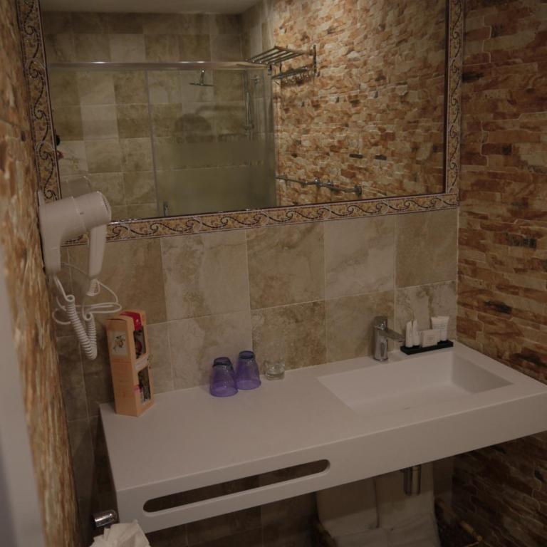 Hotel Maravillas del Mundo - Habitación Doble con balcón - 8