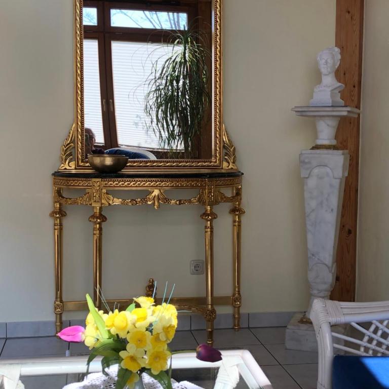 Haus bei der Linden Ferienwohnungen - Apartment - 6