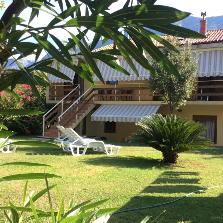 Mediterranean Holiday House & Apartments - One-Bedroom Apartment - 15