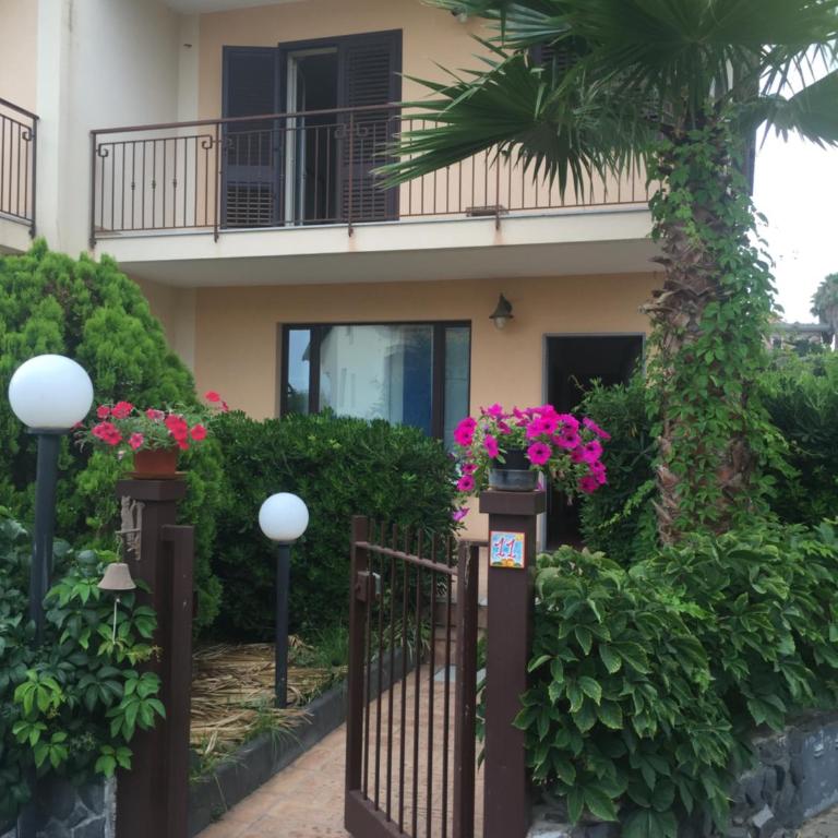 Villa Muse Holiday oasi sul mare di CapoMulini, Acireale - Sicilia, Italy Locazione Turistica - Villa - 1