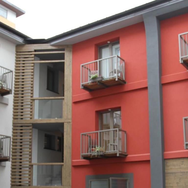 Hotel Bed & Rooms , Corte Rossa -1 Min Walk To Bernina Express - Camera Deluxe - 6