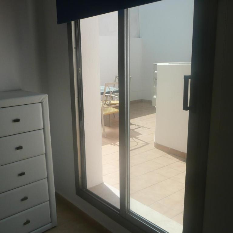 Holiday Apartments Malvarrosa Beach - Two-Bedroom Apartment - 23
