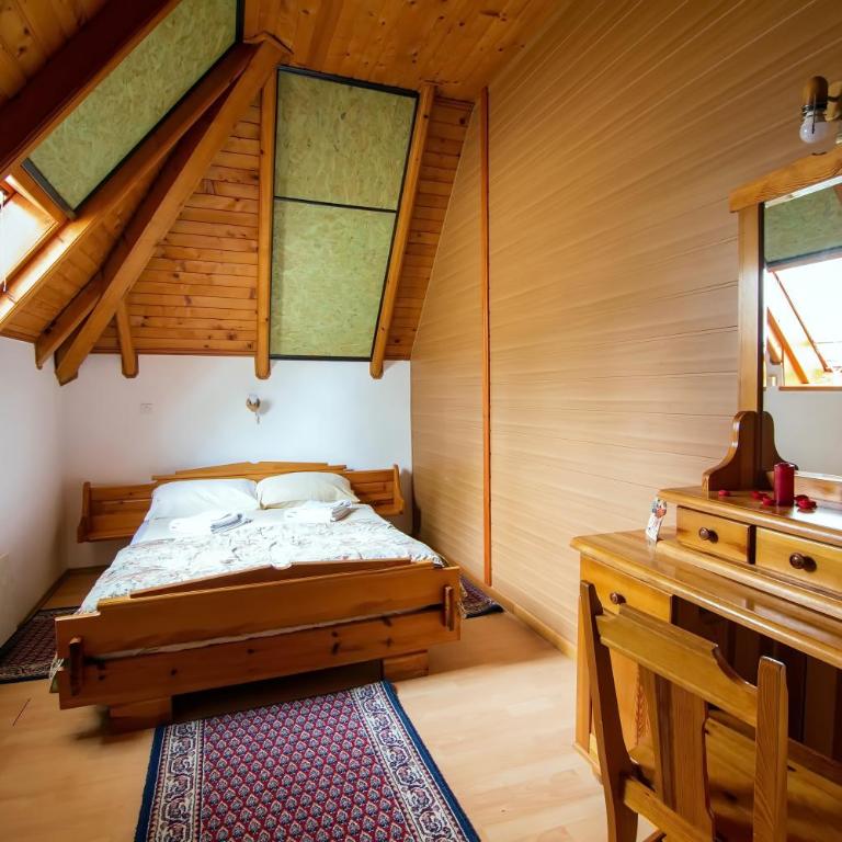 KRALjEVI KONACI ZLATIBOR - Standardna Vikendica sa Tri Spavaće Sobe - 20