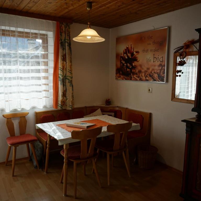 Haus Waldblick - Apartment mit Balkon - 4