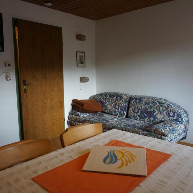 Haus Waldblick - Apartment mit Balkon - 1