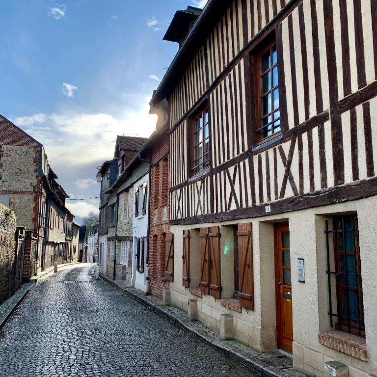 La Maison Blanche du 10Honfleur - Maison de Vacances - 30