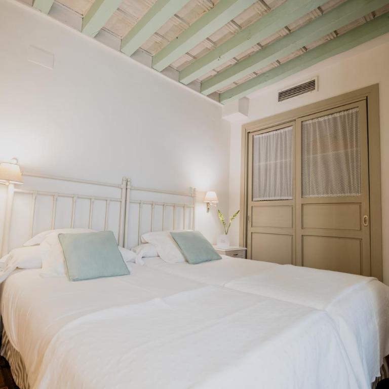 Palacio De Los Navas - Standard Double or Twin Room - 9