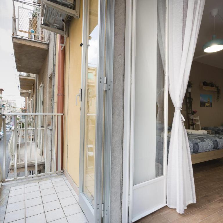 Pura Vida Barocca - Camera Familiare con Bagno Privato e Balcone - 22