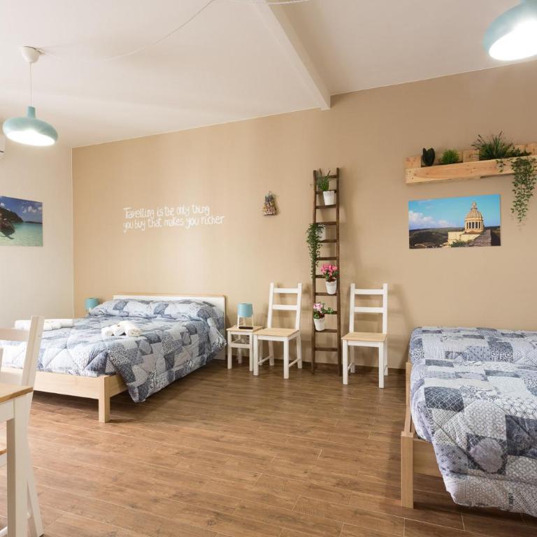 Pura Vida Barocca - Camera Familiare con Bagno Privato e Balcone - 14