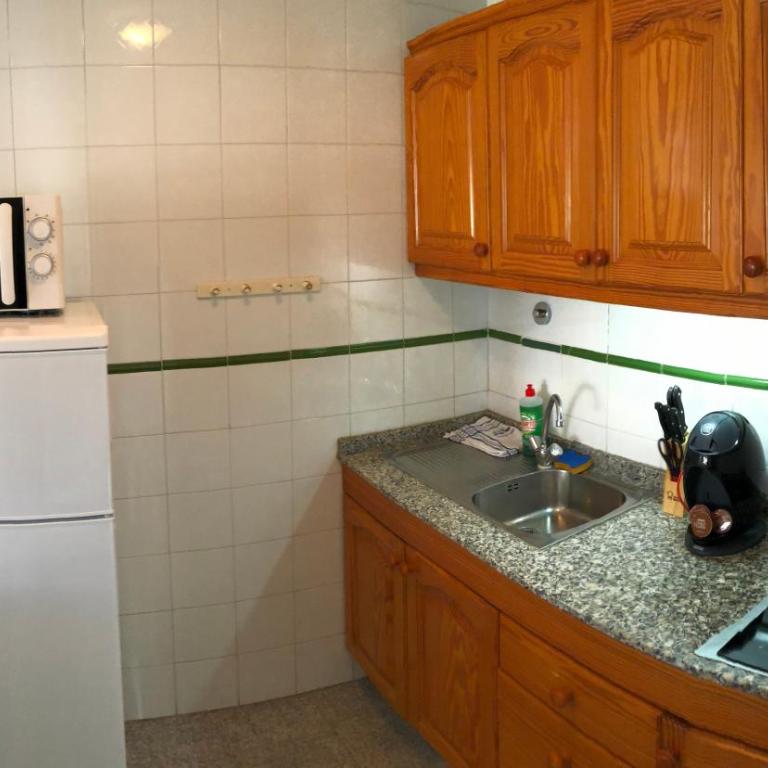 Two bedroom apartment 2 min from beach - Apartamento con balcón - 33