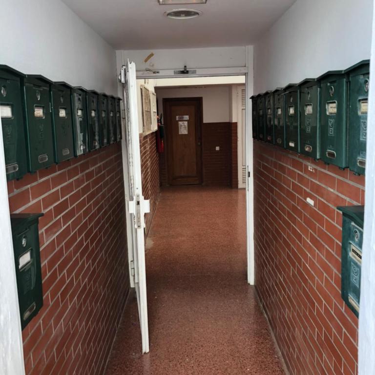 Two bedroom apartment 2 min from beach - Apartamento con balcón - 40