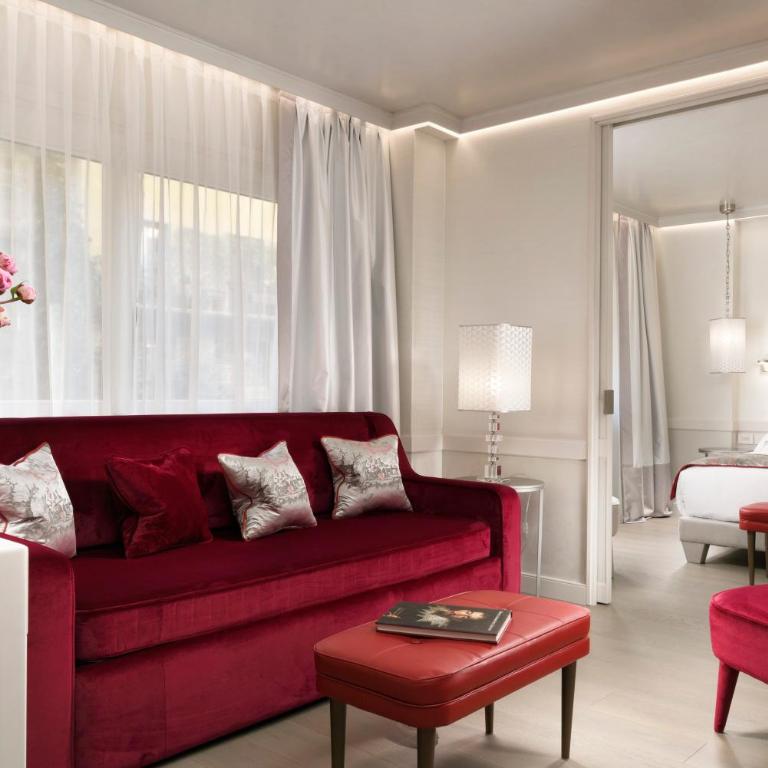 Ponte Vecchio Suites & Spa - Premium Suite with Jacuzzi - 2