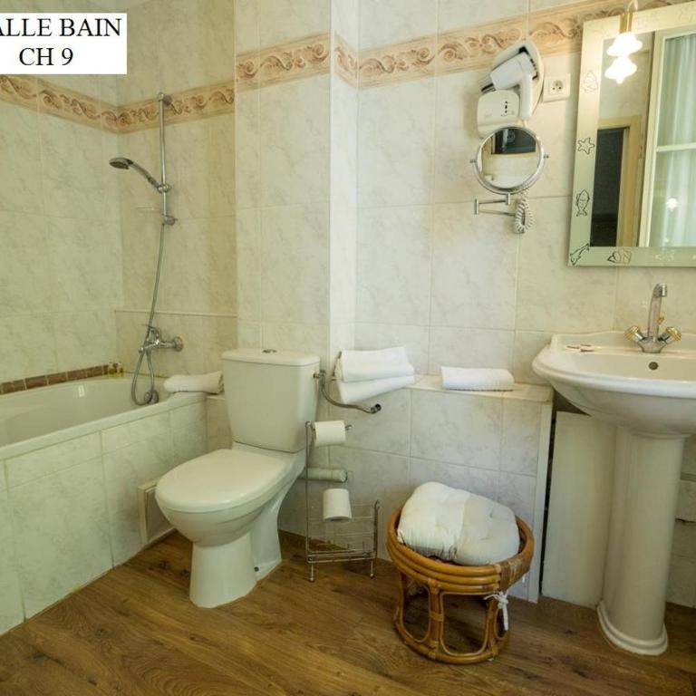 Hotel Restaurant Bellevue - Chambre Double Deluxe avec Baignoire - 2