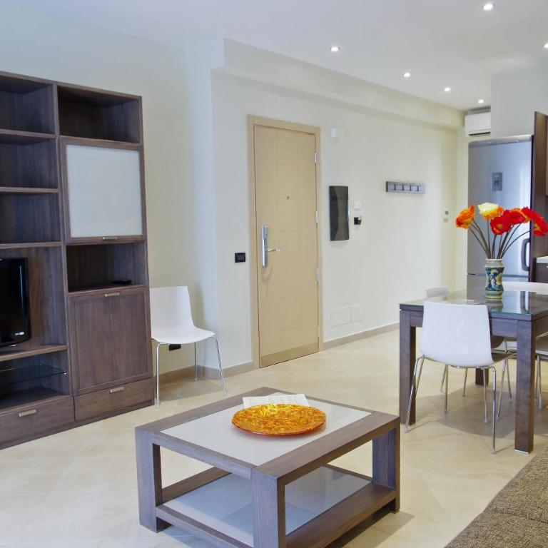 BB 10 Serpotta - Palazzo Riolo & Restaurant - Appartamento Superior - 16