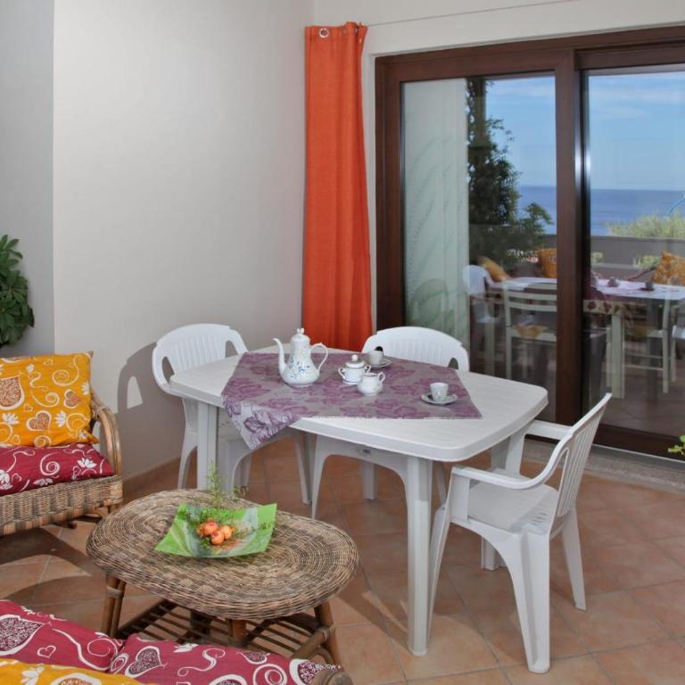 Casa Pireddu - Appartamento con 2 Camere da Letto - 11