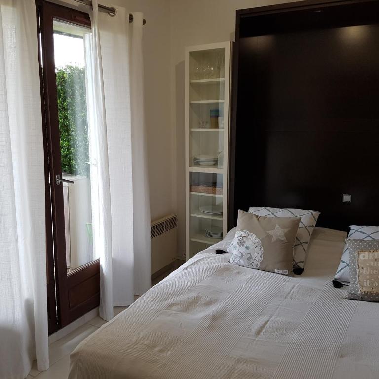 Appartement 2 pièces rez-de-jardin à 2 pas de la plage et de la thalasso - Apartamento de 1 dormitorio - 10
