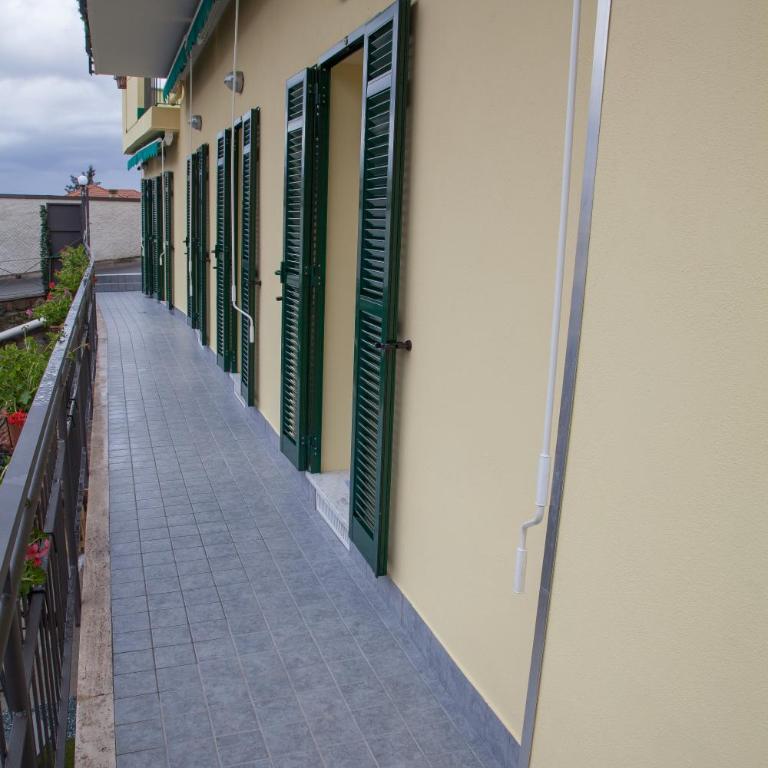 Casa delle Ginestre Bike - Camera Deluxe Matrimoniale/Doppia con Letti Singoli con Vista Giardino - 25