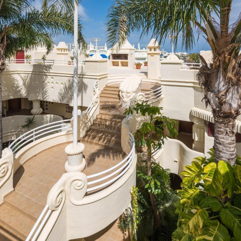 WintowinRentals Luxury and Sea View inside Puerto Marina - Apartamento de 2 dormitorios - 35