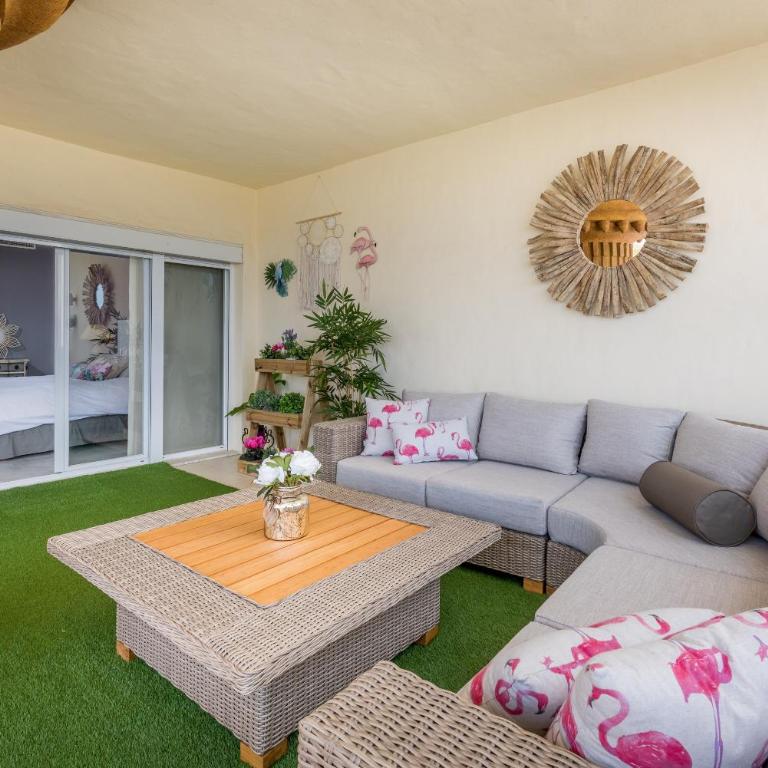 WintowinRentals Luxury and Sea View inside Puerto Marina - Apartamento de 2 dormitorios - 33