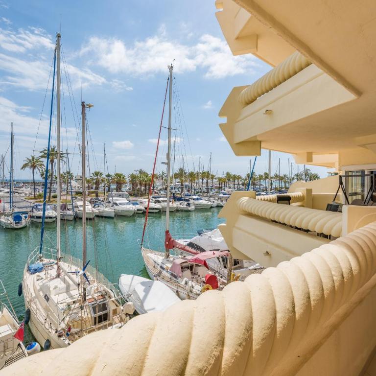 WintowinRentals Luxury and Sea View inside Puerto Marina - Apartamento de 2 dormitorios - 6