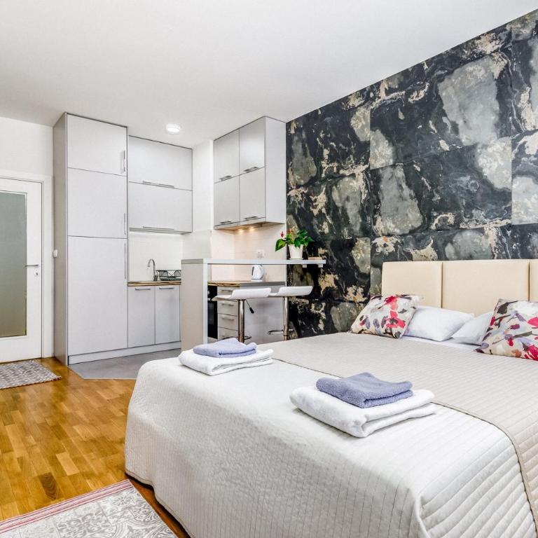 Loko Savada - Apartman - 1