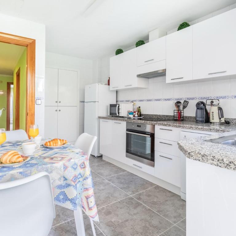 Stylish Apartment - Apartment - 7