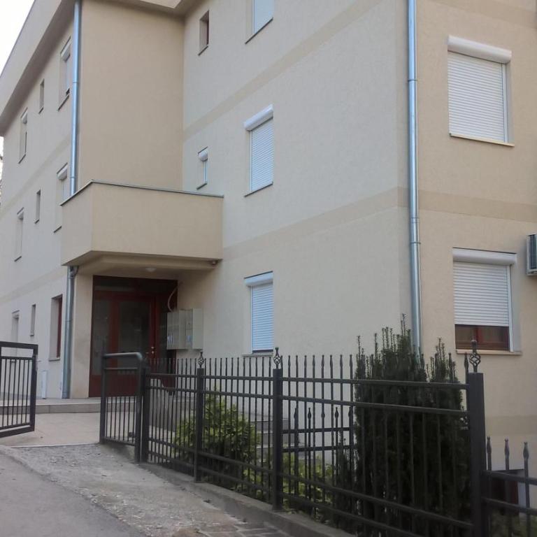 Nidza Vranjanac - Apartman - Prizemlje - 1
