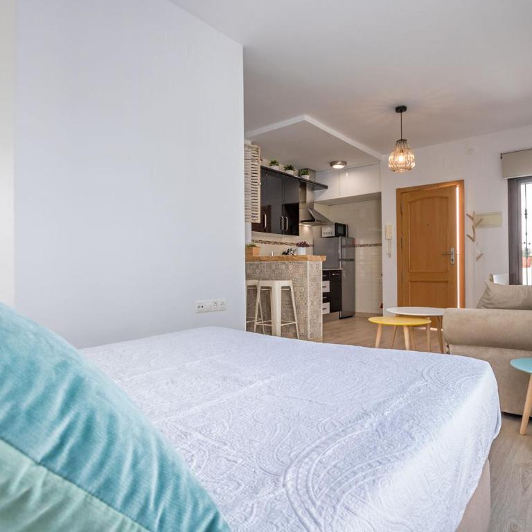 Santa Marina Central Loft by Valcambre - Estudio Deluxe - 16