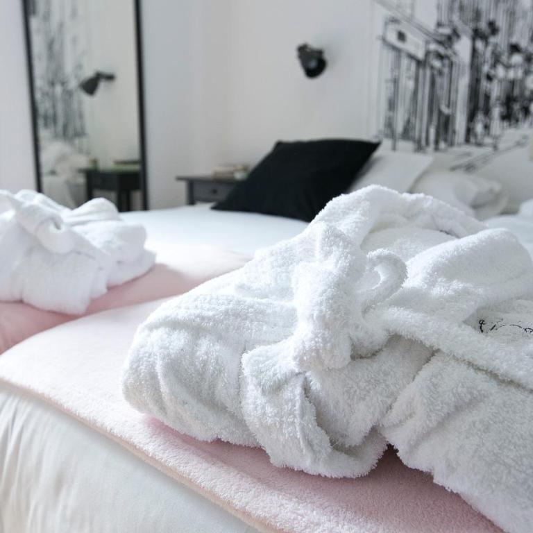 Vázquez de Mella Boutique Gran Vía - Superior Double Room - 19