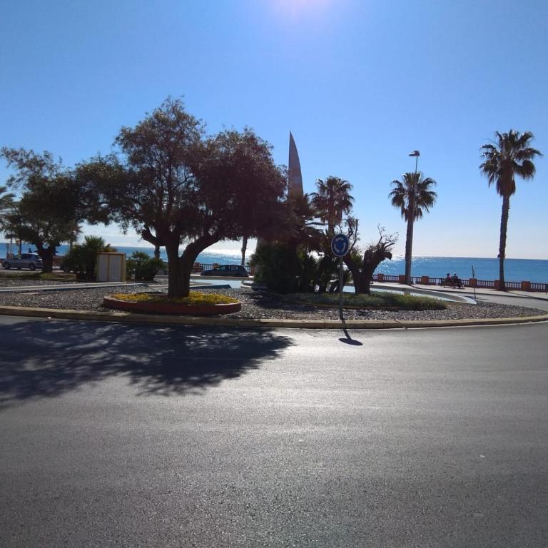 Acogedor y en 1ªLinea de Benalmadena Costa 16Benal - Apartamento - 4