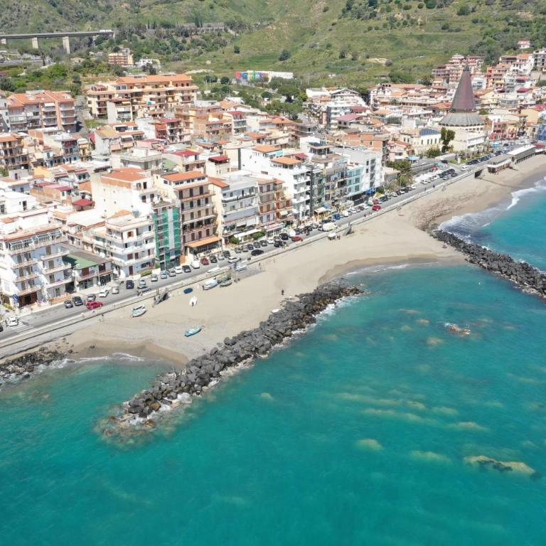 Nery Home Giardini Naxos - Camera Matrimoniale Economy - 3