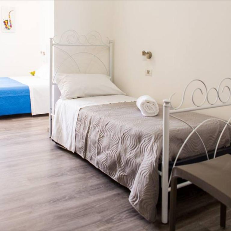 Sea Beach Pozzallo - Deluxe Familienzimmer - 13