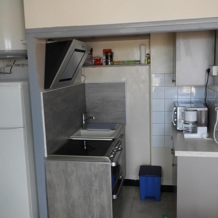 Appartement Saint Pierre 30m de la plage - Apartment - 6