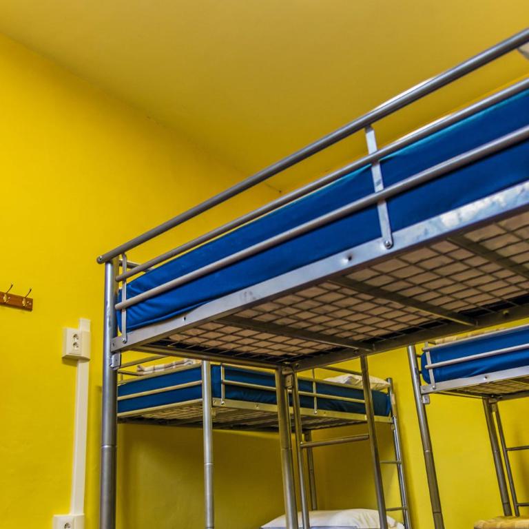 Hostel Santa Monaca - Posto Letto in Dormitorio Misto con 6 Letti - 4