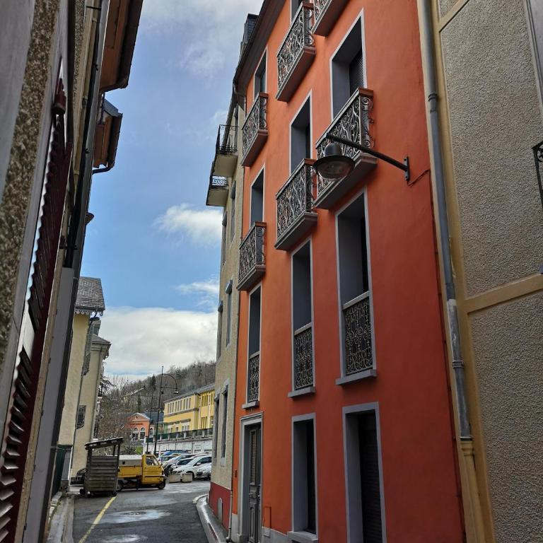Duplex spacieux avec vue montagne au cœur de Cauterets, 6 à 8 pers, 3 chambres, 2 SDB - Appartement avec Vue sur la Montagne - 21