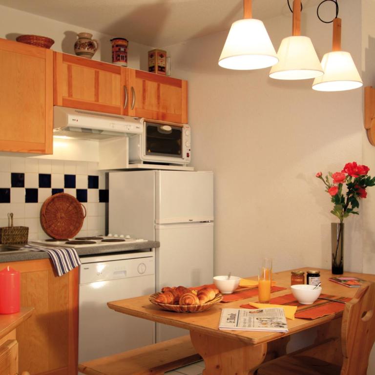 Lagrange Vacances Les Pics d'Aran - Appartement 1 Chambre avec Alcôve (6 Adultes) - 11