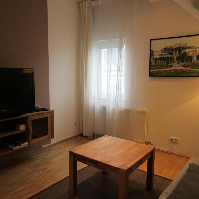 Home Apartments - Penthouse-Apartment - 14