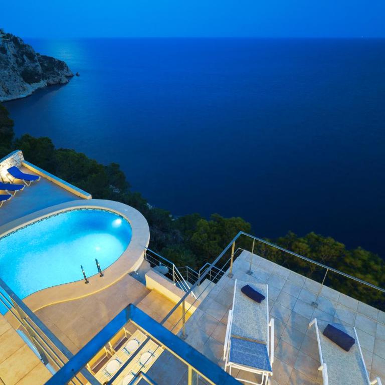 Villa Bombon by Aguilarent - Villa - 13